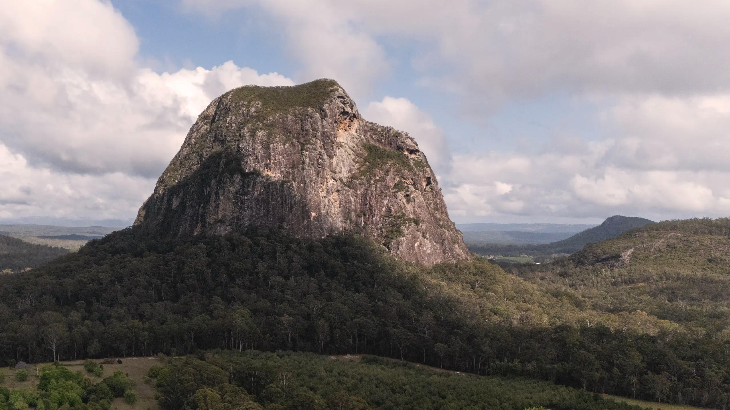 Mount Tibrogargan-gorilla mountain